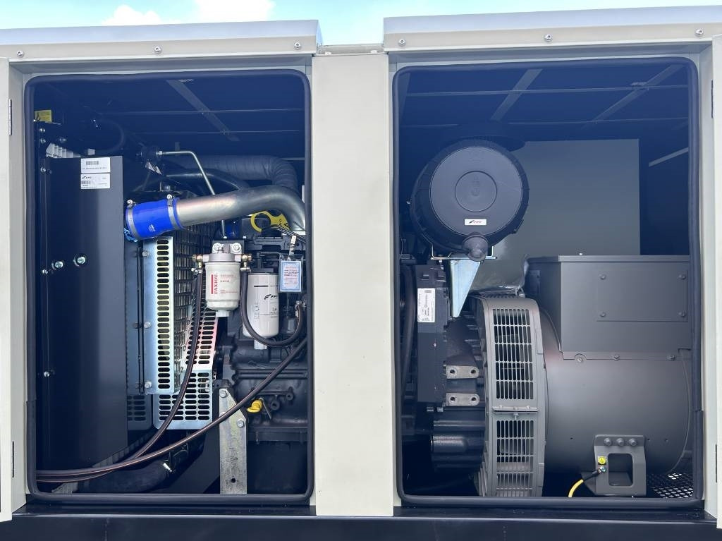 Generator electric nou Iveco NEF45TM3 - 132 kVA Generator - DPX-19792: Foto 6 Generator electric nou Iveco NEF45TM3 - 132 kVA Generator - DPX-19792: Foto 6