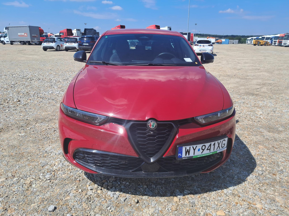 ALFA ROMEO TONALE SUV - SUV: Foto 3 ALFA ROMEO TONALE SUV - SUV: Foto 3
