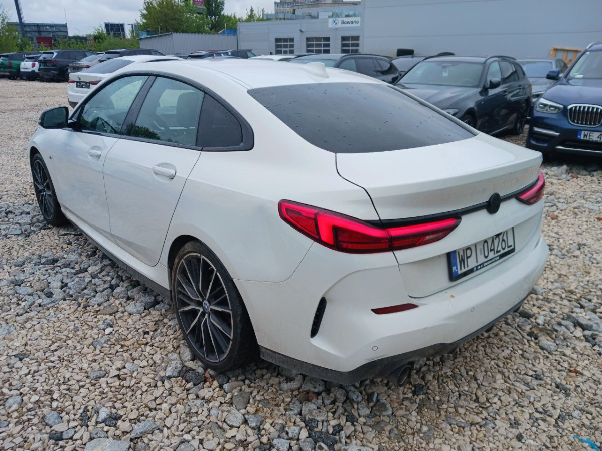 BMW 218i M Sport SEDAN - Berlină/ Sedan: Foto 4 BMW 218i M Sport SEDAN - Berlină/ Sedan: Foto 4