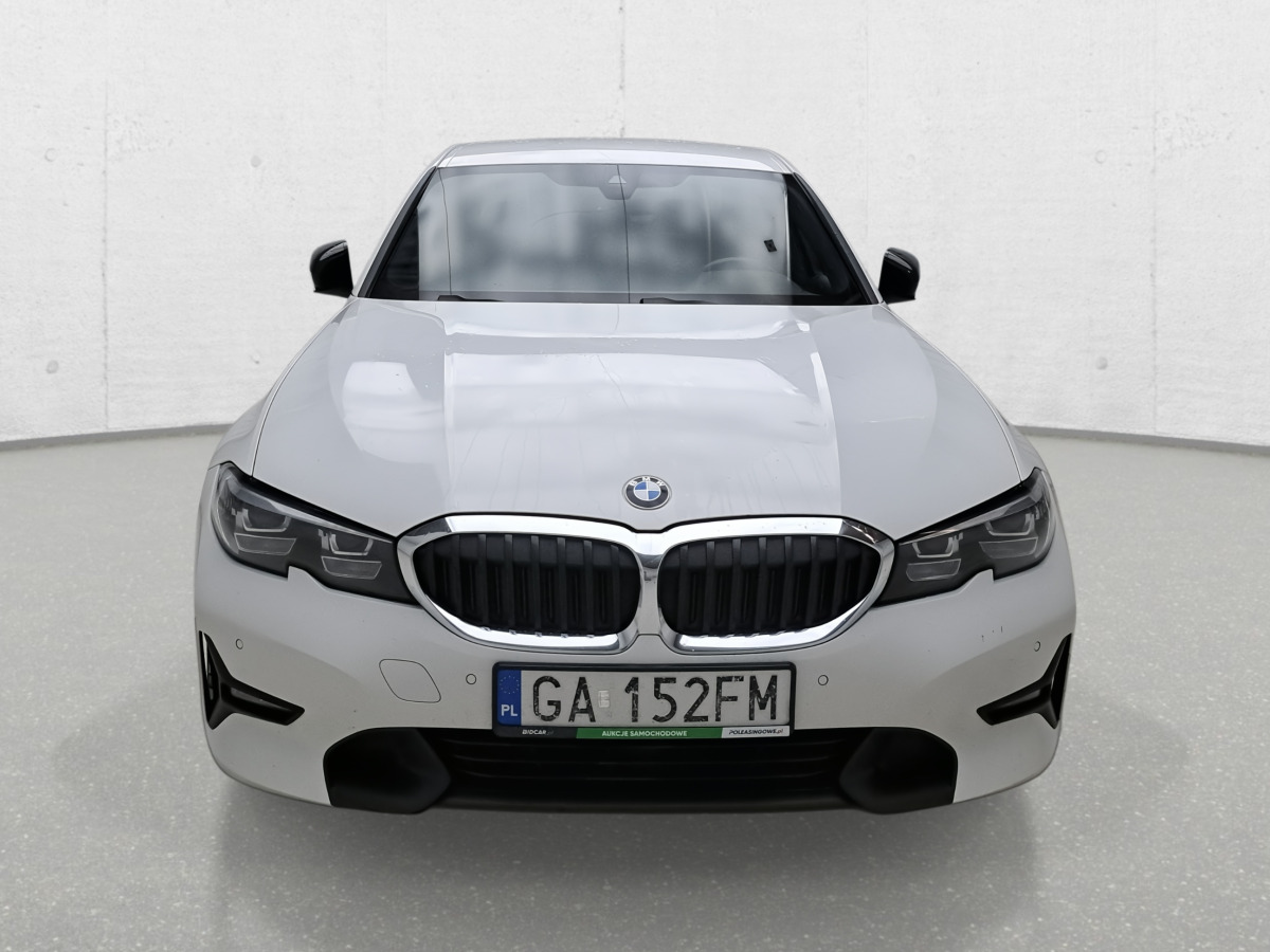 BMW 320I XDRIVE SEDAN - Automobil: Foto 3 BMW 320I XDRIVE SEDAN - Automobil: Foto 3