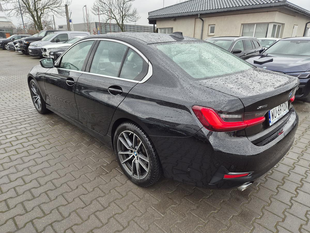 BMW 320I XDRIVE SEDAN - Automobil: Foto 4 BMW 320I XDRIVE SEDAN - Automobil: Foto 4