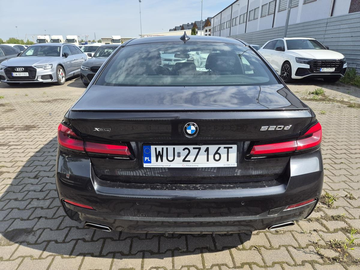 BMW 520D XDRIVE SEDAN - Berlină/ Sedan: Foto 5 BMW 520D XDRIVE SEDAN - Berlină/ Sedan: Foto 5