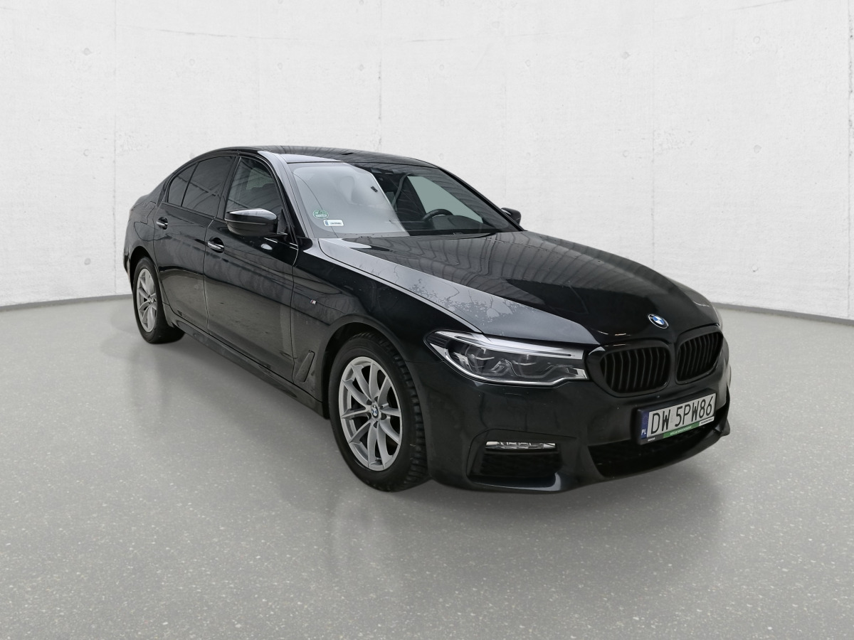 BMW 520D XDRIVE SEDAN - Automobil: Foto 2 BMW 520D XDRIVE SEDAN - Automobil: Foto 2