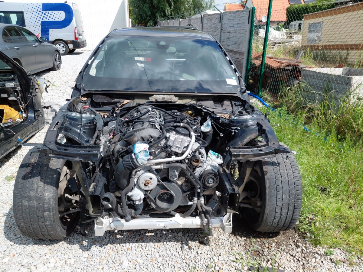 BMW M4 COUPE - Automobil: Foto 2 BMW M4 COUPE - Automobil: Foto 2