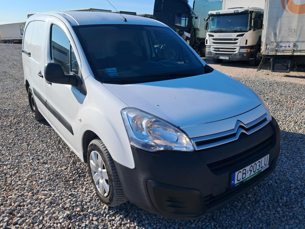 CITROEN BERLINGO FURGON BLASZAK - Dubă: Foto 1 CITROEN BERLINGO FURGON BLASZAK - Dubă: Foto 1