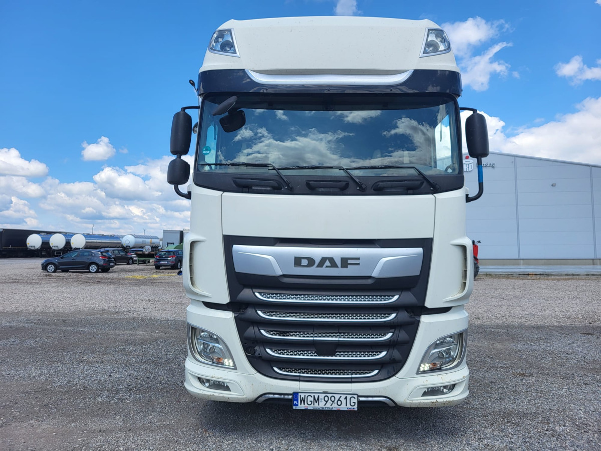 DAF XF 480 FT 4X2 SUPER SPACE CAB CIĄGNIK SIODŁOWY - Cap tractor: Foto 2 DAF XF 480 FT 4X2 SUPER SPACE CAB CIĄGNIK SIODŁOWY - Cap tractor: Foto 2