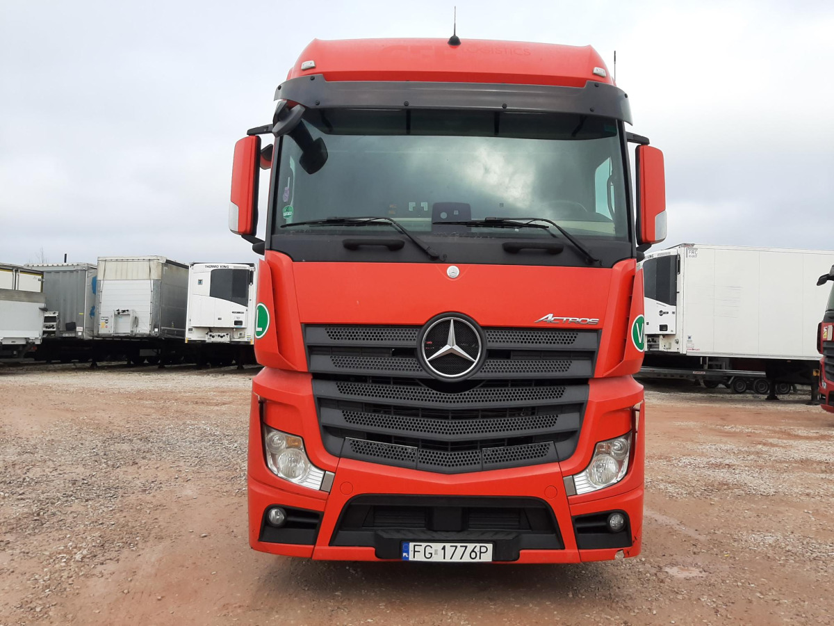 MERCEDES BENZ ACTROS CIĄGNIK SIODŁOWY - Cap tractor: Foto 4 MERCEDES BENZ ACTROS CIĄGNIK SIODŁOWY - Cap tractor: Foto 4