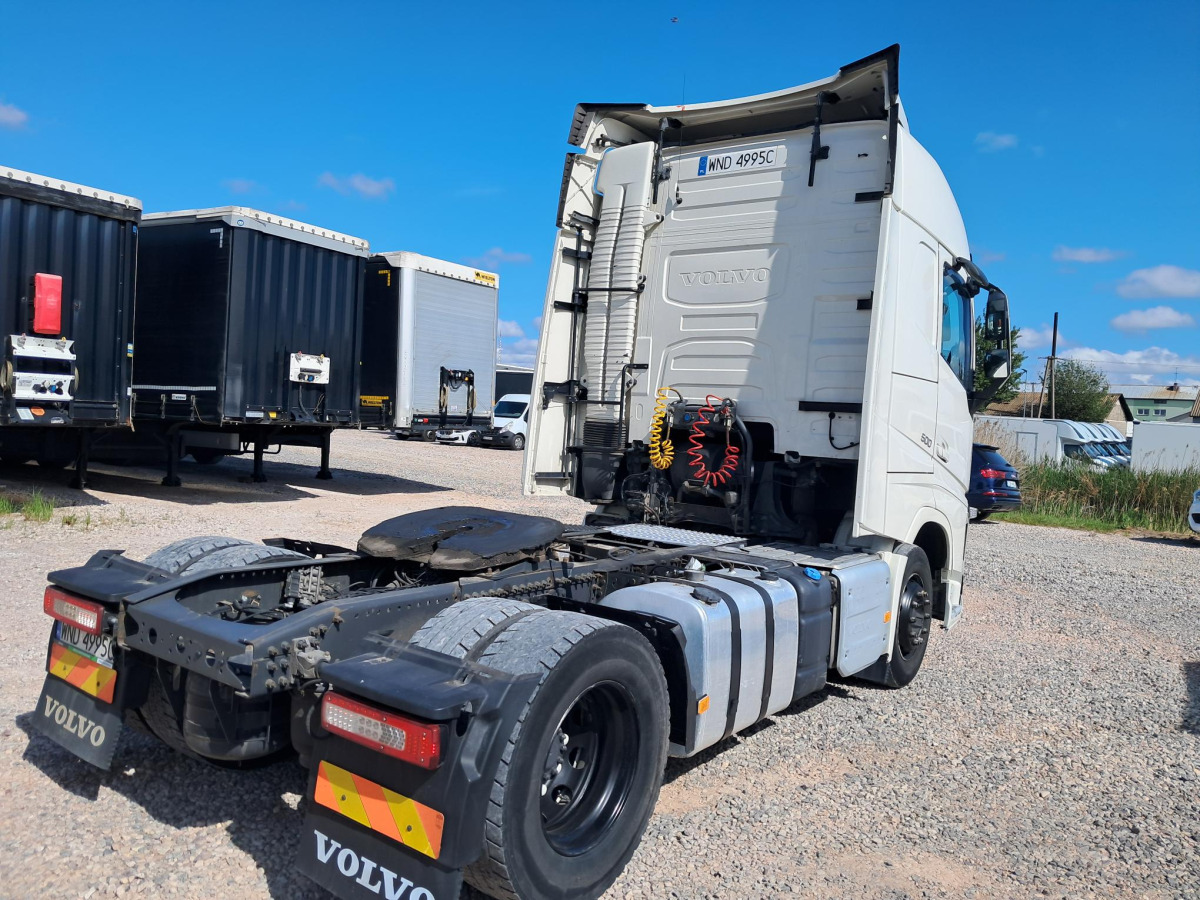 VOLVO FH CIĄGNIK SIODŁOWY - Cap tractor: Foto 4 VOLVO FH CIĄGNIK SIODŁOWY - Cap tractor: Foto 4