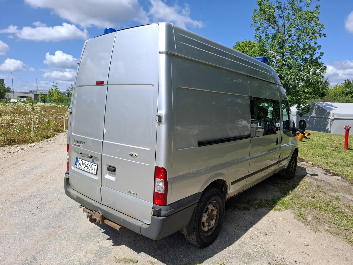 FORD TRANSIT BRYGADÓWKA - Autoutilitară cabină dublă: Foto 3 FORD TRANSIT BRYGADÓWKA - Autoutilitară cabină dublă: Foto 3