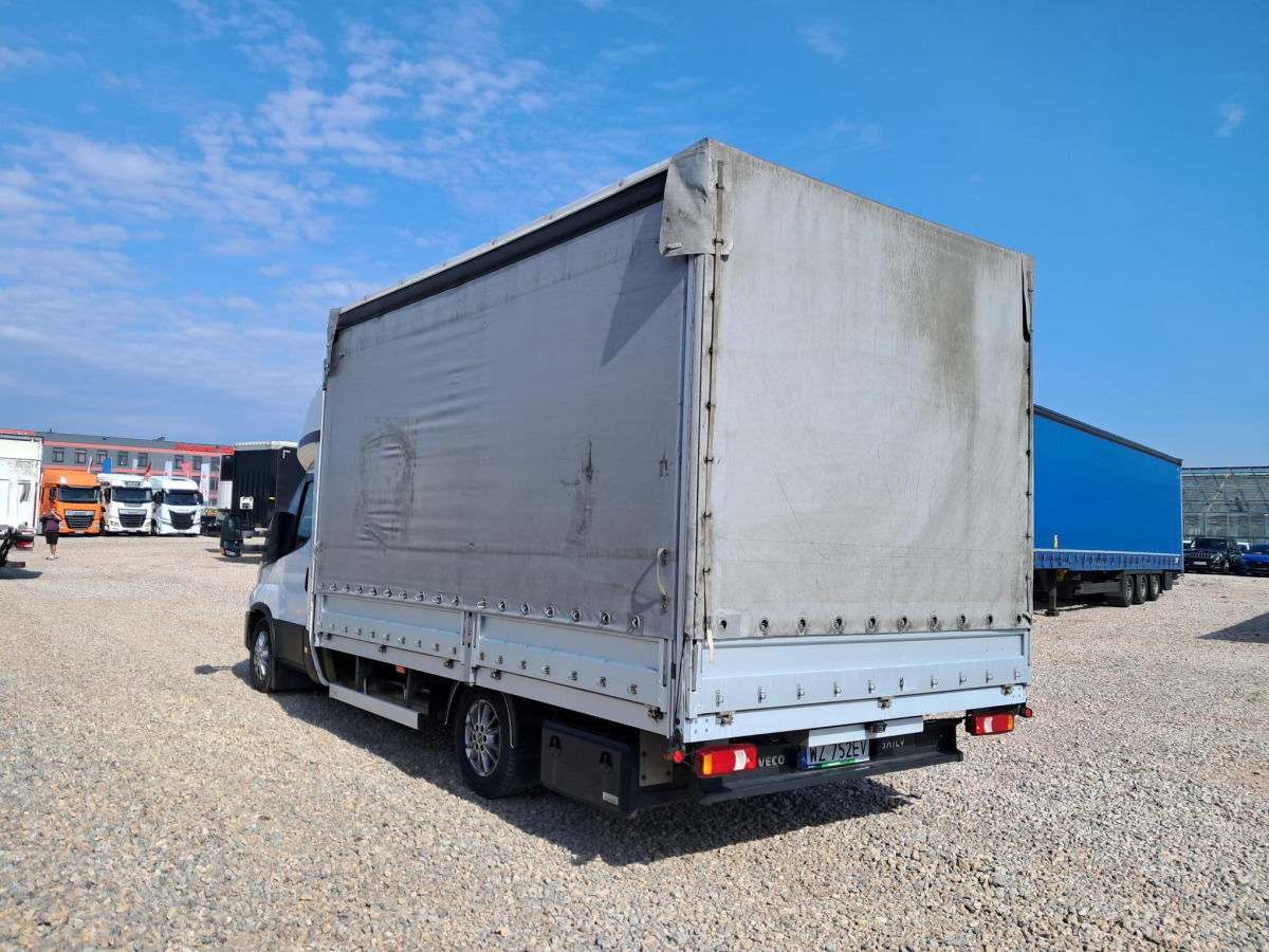 IVECO 35S18 PLANDEKA - Autoutilitară cu prelată: Foto 4 IVECO 35S18 PLANDEKA - Autoutilitară cu prelată: Foto 4