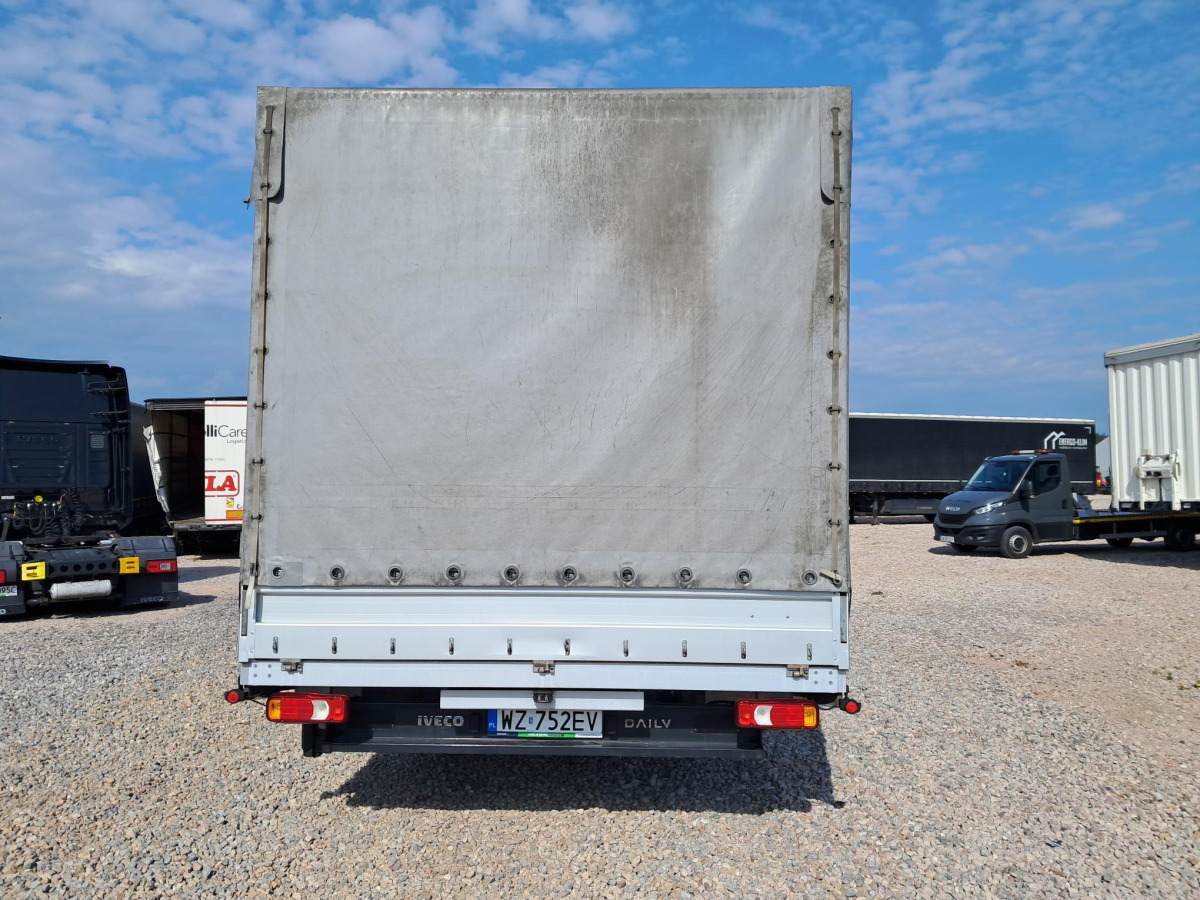 IVECO 35S18 PLANDEKA - Autoutilitară cu prelată: Foto 5 IVECO 35S18 PLANDEKA - Autoutilitară cu prelată: Foto 5