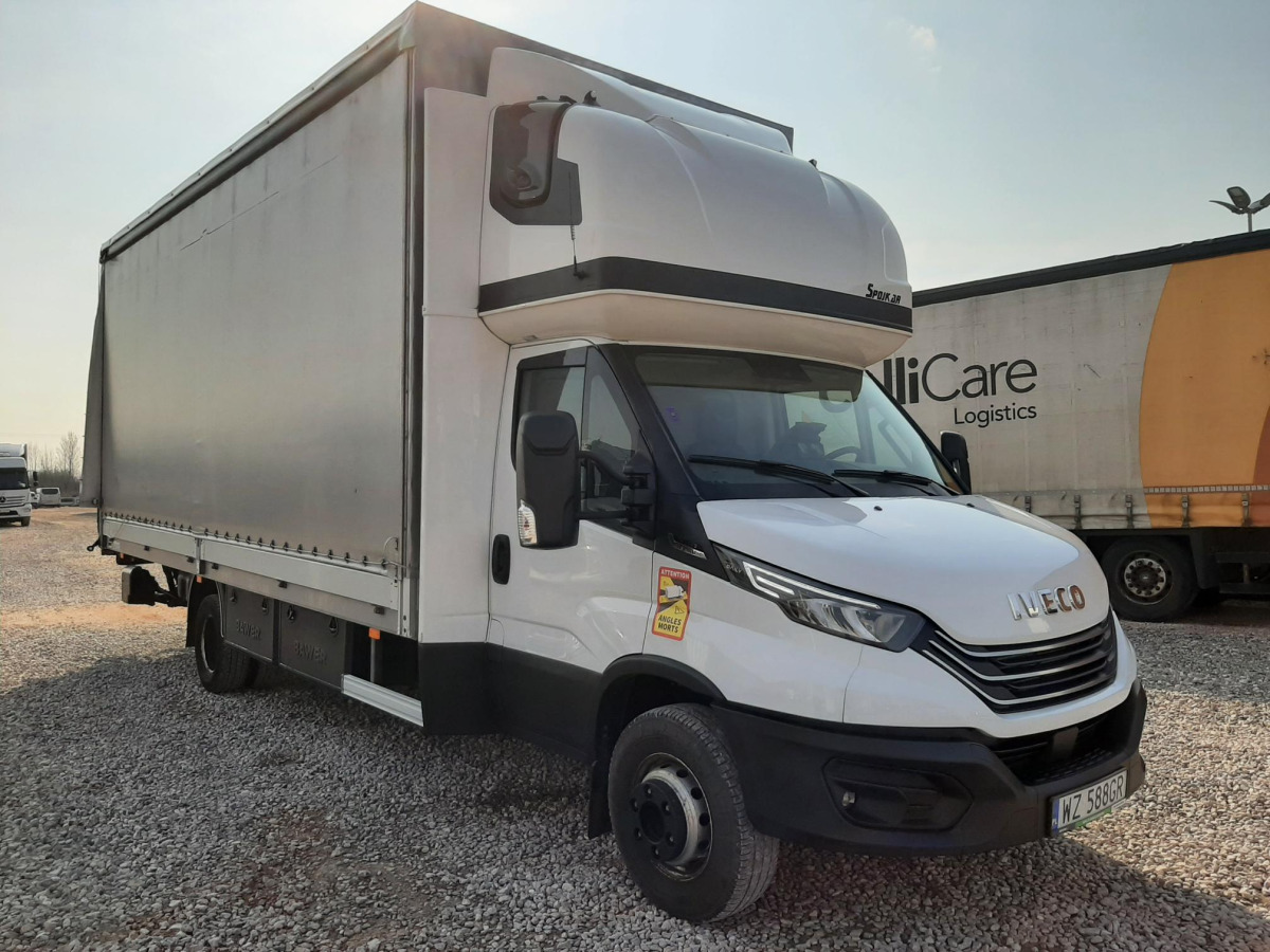 IVECO/JUSAM STANISŁAWJURKOWSKI 70C18/JU06 PLANDEKA Z WINDĄ - Autoutilitară cu prelată: Foto 1 IVECO/JUSAM STANISŁAWJURKOWSKI 70C18/JU06 PLANDEKA Z WINDĄ - Autoutilitară cu prelată: Foto 1