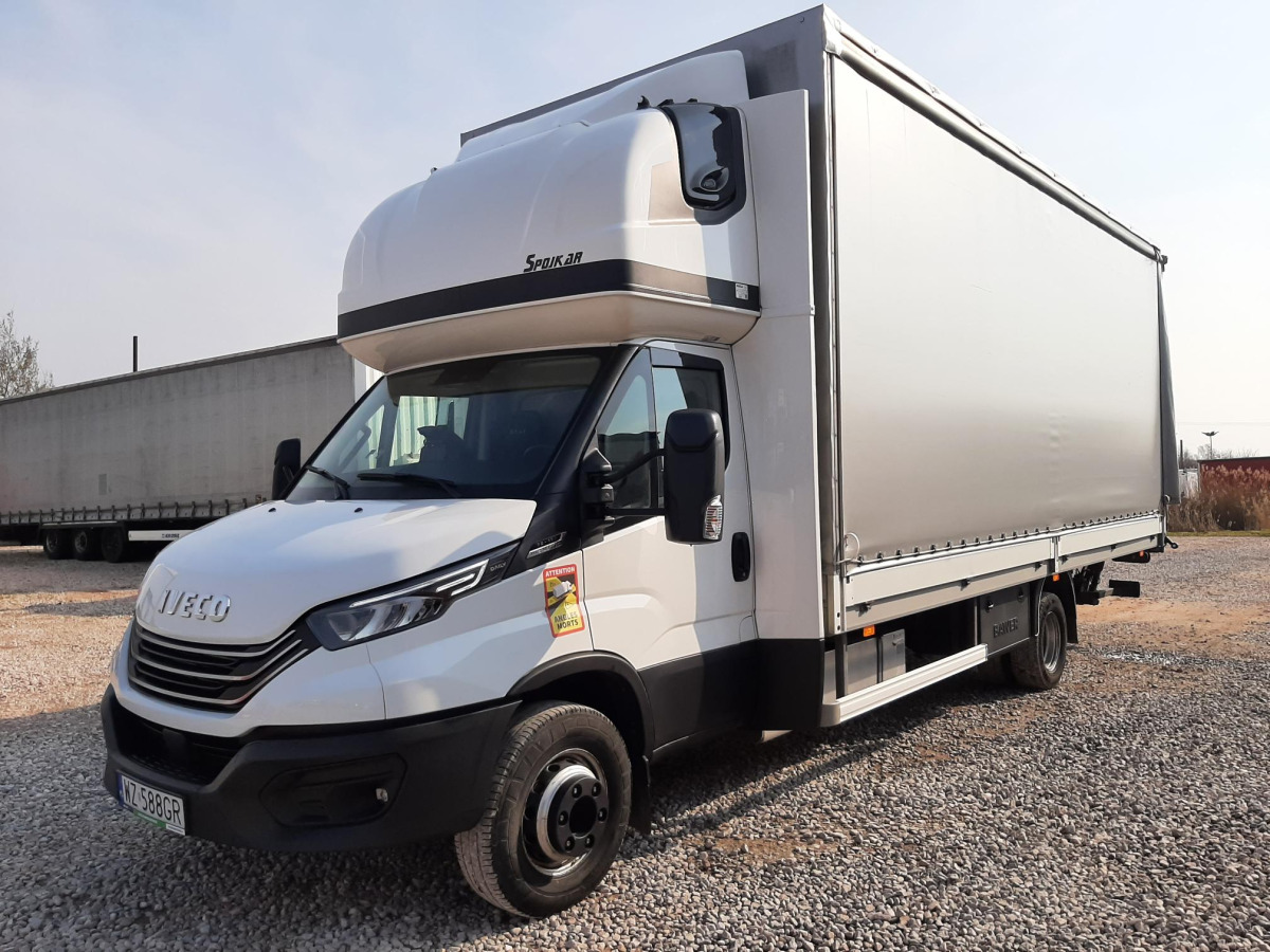 IVECO/JUSAM STANISŁAWJURKOWSKI 70C18/JU06 PLANDEKA Z WINDĄ - Autoutilitară cu prelată: Foto 2 IVECO/JUSAM STANISŁAWJURKOWSKI 70C18/JU06 PLANDEKA Z WINDĄ - Autoutilitară cu prelată: Foto 2