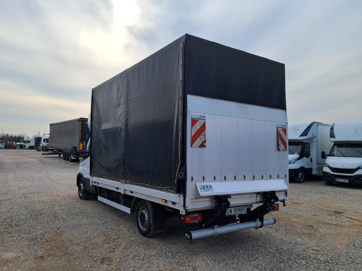 IVECO PLANDEKA Z WINDĄ - Autoutilitară cu prelată: Foto 4 IVECO PLANDEKA Z WINDĄ - Autoutilitară cu prelată: Foto 4