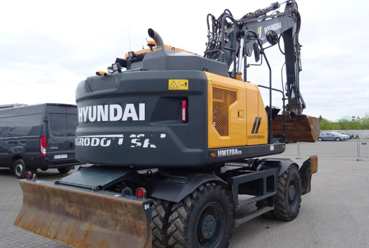 Koparka kołowa Hyundai HW170 ACR 2022 - 2005h - klimatyzacja - CE - Excavator pe roţi: Foto 4 Koparka kołowa Hyundai HW170 ACR 2022 - 2005h - klimatyzacja - CE - Excavator pe roţi: Foto 4