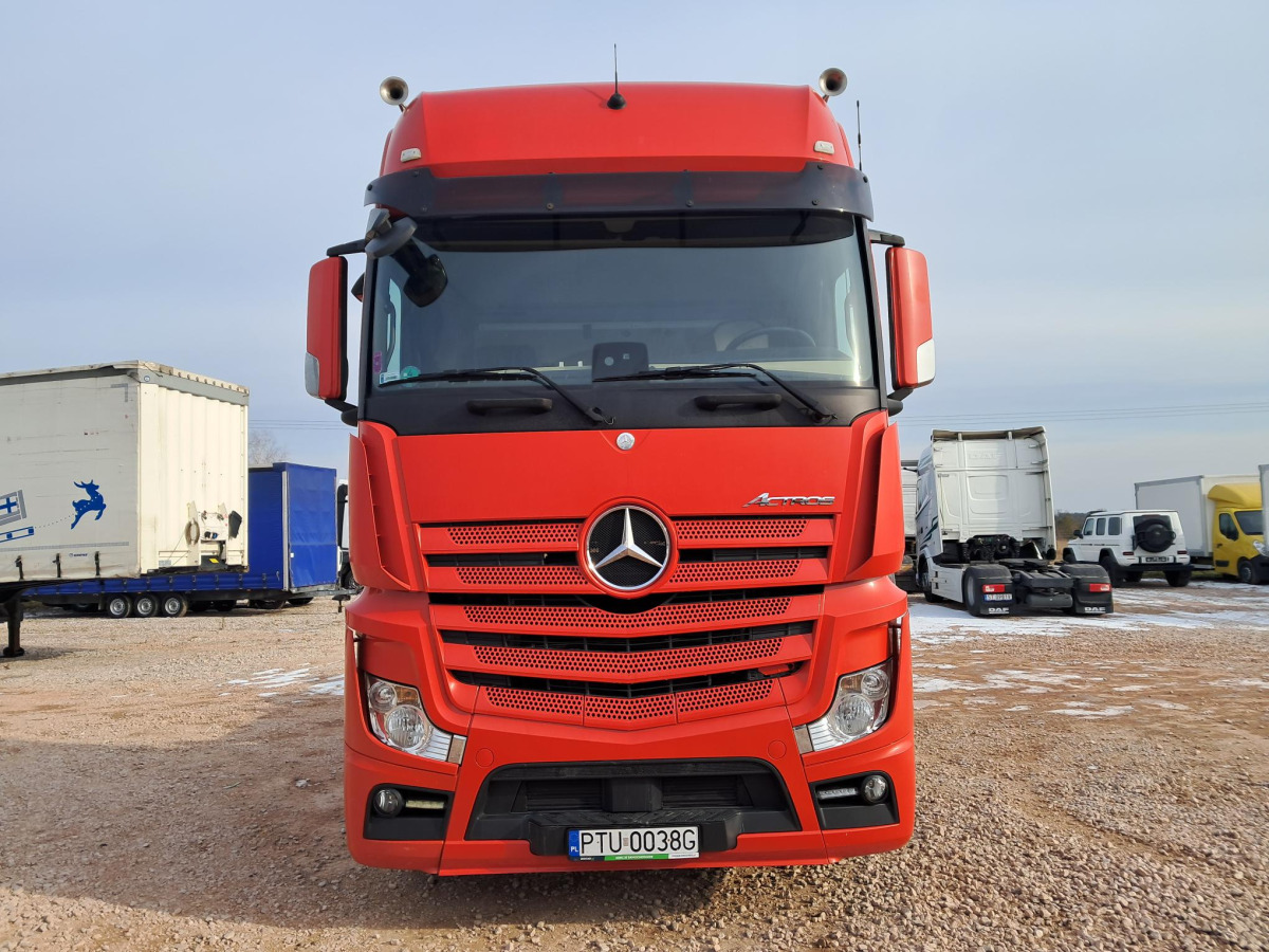 MERCEDES BENZ ACTROS BDF - Camion transport containere/ Swap body: Foto 2 MERCEDES BENZ ACTROS BDF - Camion transport containere/ Swap body: Foto 2
