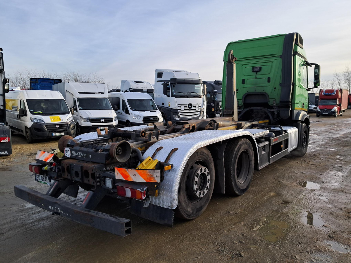 MERCEDES BENZ ACTROS HAKOWIEC - Camion cu cârlig: Foto 5 MERCEDES BENZ ACTROS HAKOWIEC - Camion cu cârlig: Foto 5