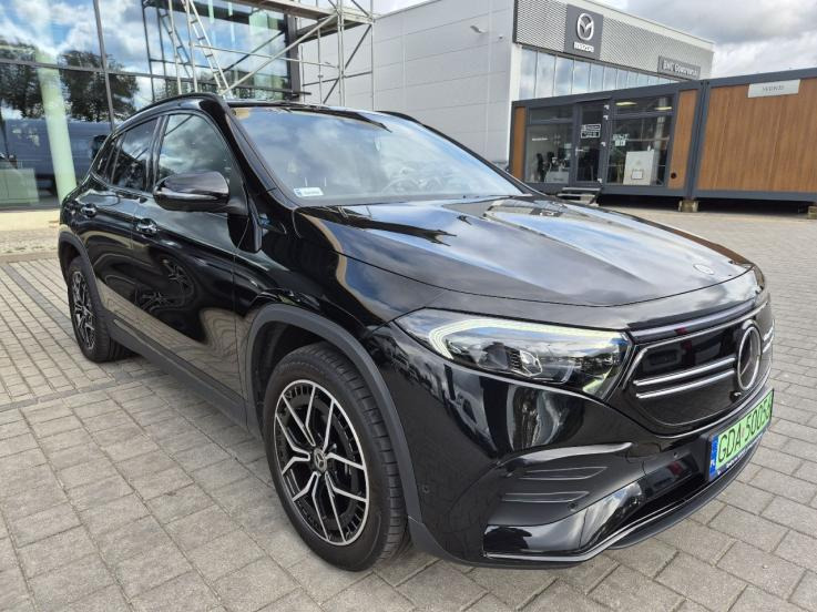 MERCEDES BENZ EQA 350 4MATIC SUV - SUV: Foto 1 MERCEDES BENZ EQA 350 4MATIC SUV - SUV: Foto 1