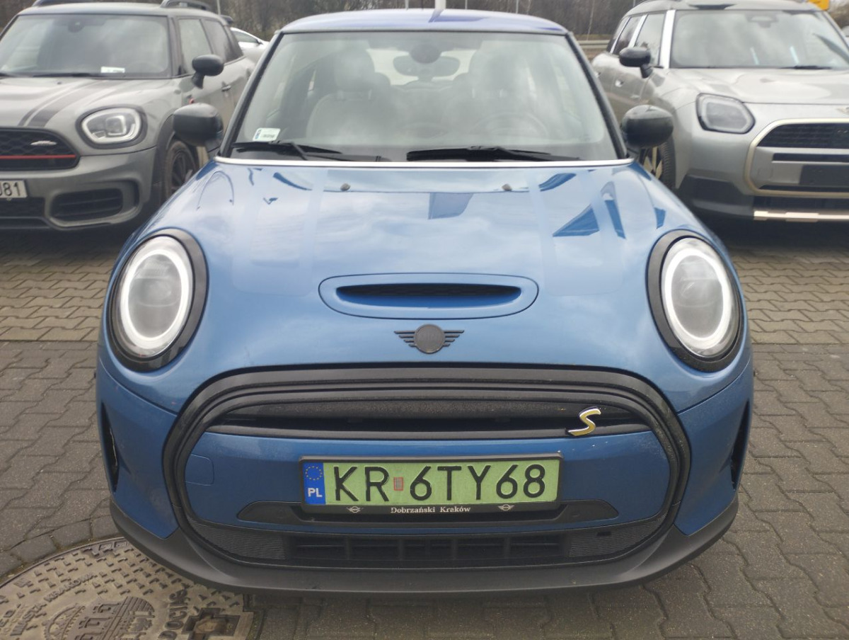 MINI Cooper SE HATCHBACK - Automobil: Foto 5 MINI Cooper SE HATCHBACK - Automobil: Foto 5