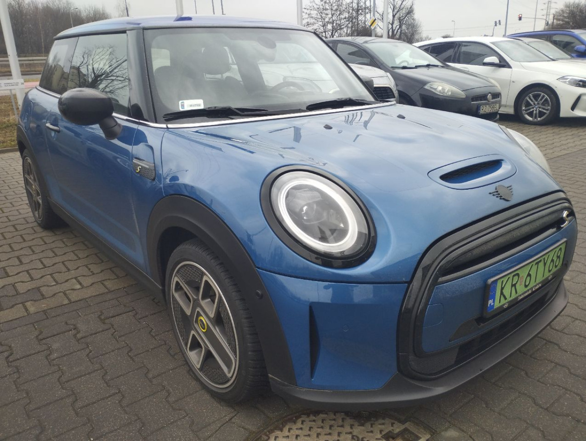 MINI Cooper SE HATCHBACK - Automobil: Foto 1 MINI Cooper SE HATCHBACK - Automobil: Foto 1