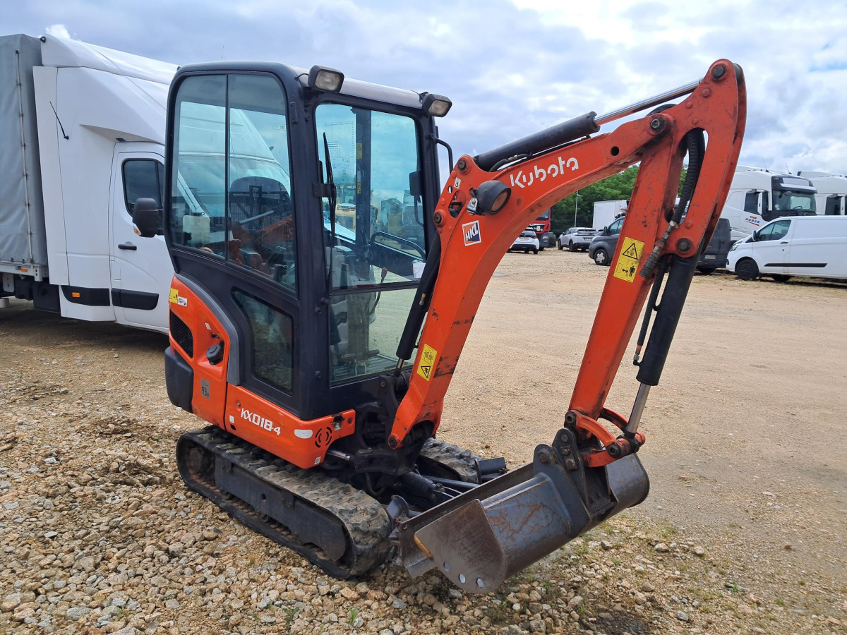 Minikoparka gąsienicowa - KUBOTA KX018-4 - Mini excavator: Foto 1 Minikoparka gąsienicowa - KUBOTA KX018-4 - Mini excavator: Foto 1