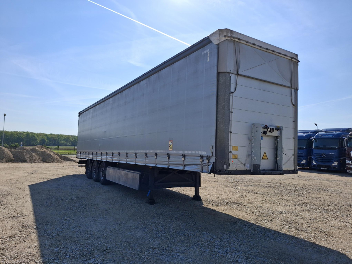 SCHMITZ CARGOBULL SCBS3T FIRANA - Remorcă cu prelată: Foto 1 SCHMITZ CARGOBULL SCBS3T FIRANA - Remorcă cu prelată: Foto 1