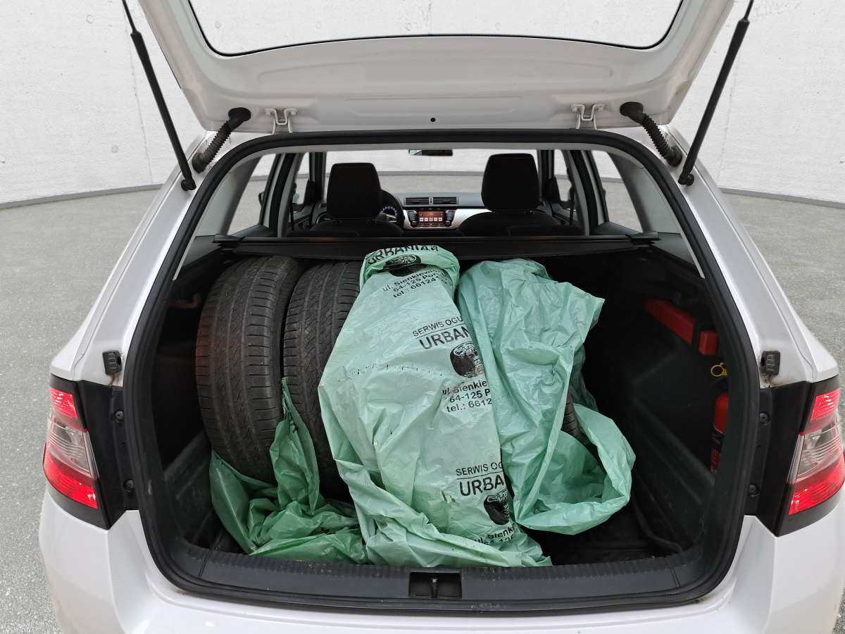 Automobil SKODA FABIA HATCHBACK: Foto 14