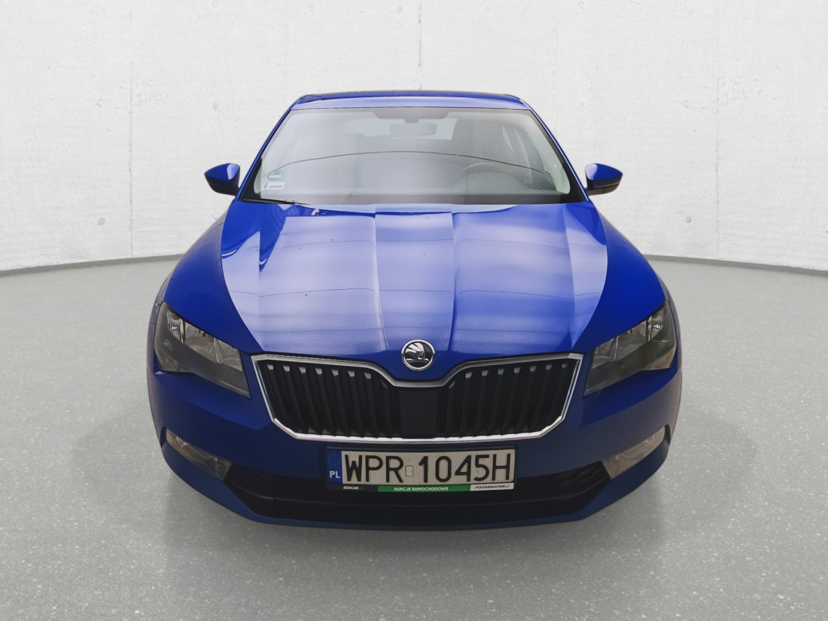 SKODA SUPERB LIFTBACK - Automobil: Foto 3 SKODA SUPERB LIFTBACK - Automobil: Foto 3