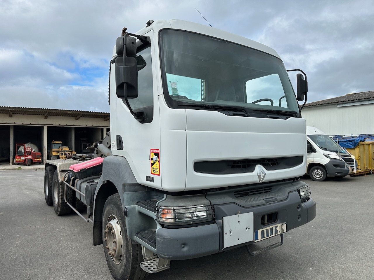 RENAULT KERAX 370 DCI - Camion cu cârlig: Foto 5 RENAULT KERAX 370 DCI - Camion cu cârlig: Foto 5