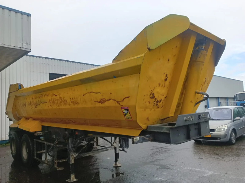 Fruehauf 2 Axle Steel Tipper , Spring Suspension , Drum Brakes - Semiremorcă basculantă: Foto 4 Fruehauf 2 Axle Steel Tipper , Spring Suspension , Drum Brakes - Semiremorcă basculantă: Foto 4