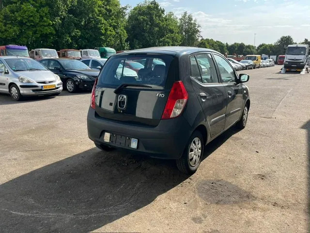 Hyundai i10 ,1.1 , 5 doors , Belgium Regestration - Hatchback: Foto 3 Hyundai i10 ,1.1 , 5 doors , Belgium Regestration - Hatchback: Foto 3