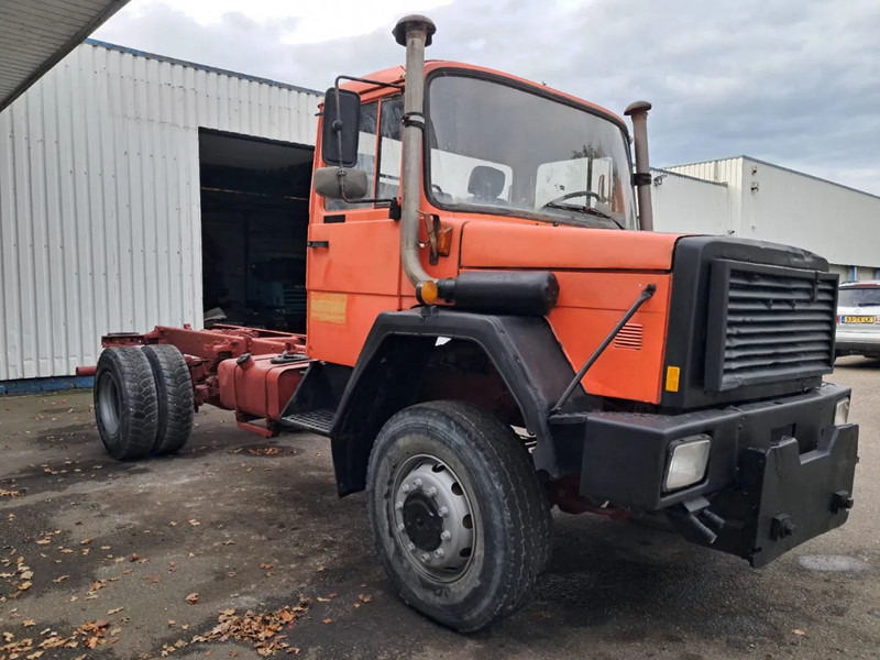 Iveco Magirus Deutz 170-23 ,V8 ,4x4 , ZF Manual , Spring suspension - Camion şasiu: Foto 4 Iveco Magirus Deutz 170-23 ,V8 ,4x4 , ZF Manual , Spring suspension - Camion şasiu: Foto 4