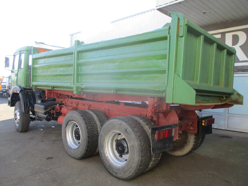 Iveco Magirus Deutz , 320 M 26 FK , V8 , ZF Manual , 3Way tipper , Spring suspension , Drum brakes - Camion basculantă: Foto 5 Iveco Magirus Deutz , 320 M 26 FK , V8 , ZF Manual , 3Way tipper , Spring suspension , Drum brakes - Camion basculantă: Foto 5