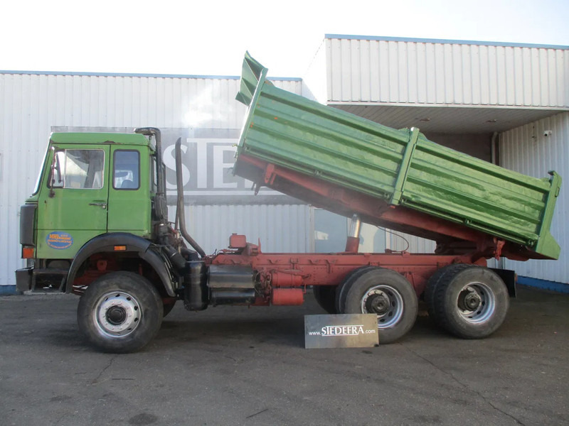 Iveco Magirus Deutz , 320 M 26 FK , V8 , ZF Manual , 3Way tipper , Spring suspension , Drum brakes - Camion basculantă: Foto 2 Iveco Magirus Deutz , 320 M 26 FK , V8 , ZF Manual , 3Way tipper , Spring suspension , Drum brakes - Camion basculantă: Foto 2
