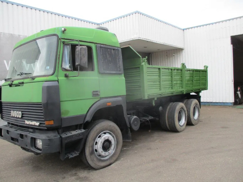 Iveco Turbostar 360 , V8 , 6x4 , Watercooling , Tipper , Spring Susp. - Camion basculantă: Foto 3 Iveco Turbostar 360 , V8 , 6x4 , Watercooling , Tipper , Spring Susp. - Camion basculantă: Foto 3