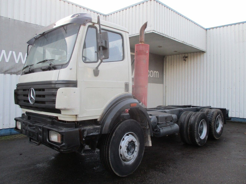 Mercedes-Benz 2538 , V8 , Manual , 6x4 , Spring suspension , Euro 2 - Camion şasiu: Foto 1 Mercedes-Benz 2538 , V8 , Manual , 6x4 , Spring suspension , Euro 2 - Camion şasiu: Foto 1