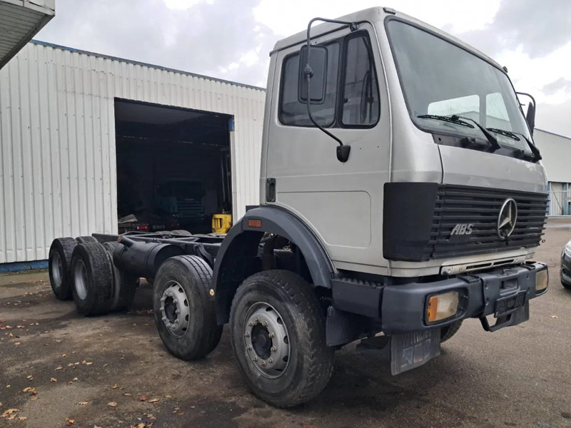 Mercedes-Benz 3235SK / 3535SK , 8x4, V8 BiTurbo, ZF Manual , Spring Suspension - Camion şasiu: Foto 4 Mercedes-Benz 3235SK / 3535SK , 8x4, V8 BiTurbo, ZF Manual , Spring Suspension - Camion şasiu: Foto 4