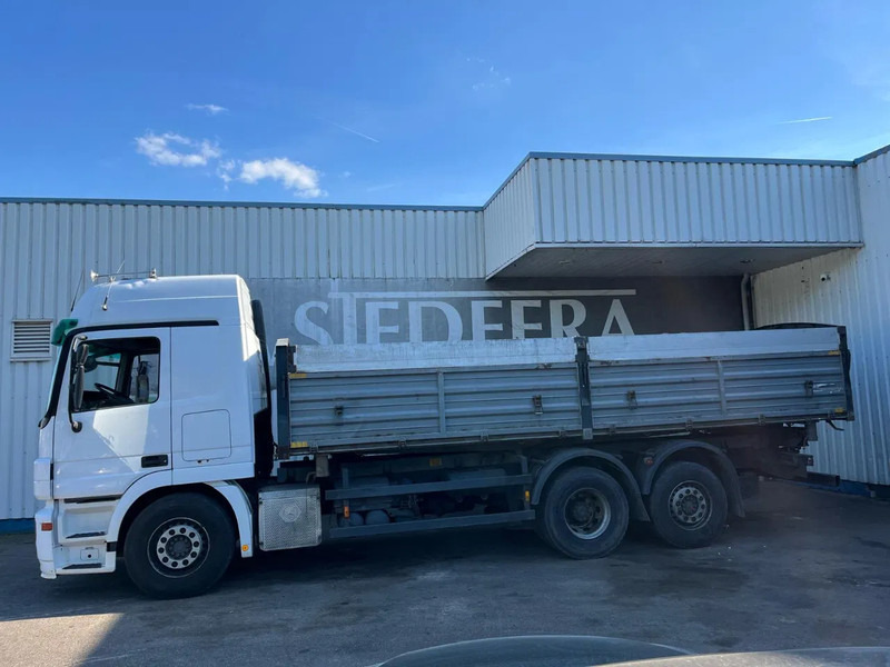 Mercedes-Benz Actros 2544 , MP2 -MP3 , 6x2 , 3 Way Tipper - Camion basculantă: Foto 2 Mercedes-Benz Actros 2544 , MP2 -MP3 , 6x2 , 3 Way Tipper - Camion basculantă: Foto 2
