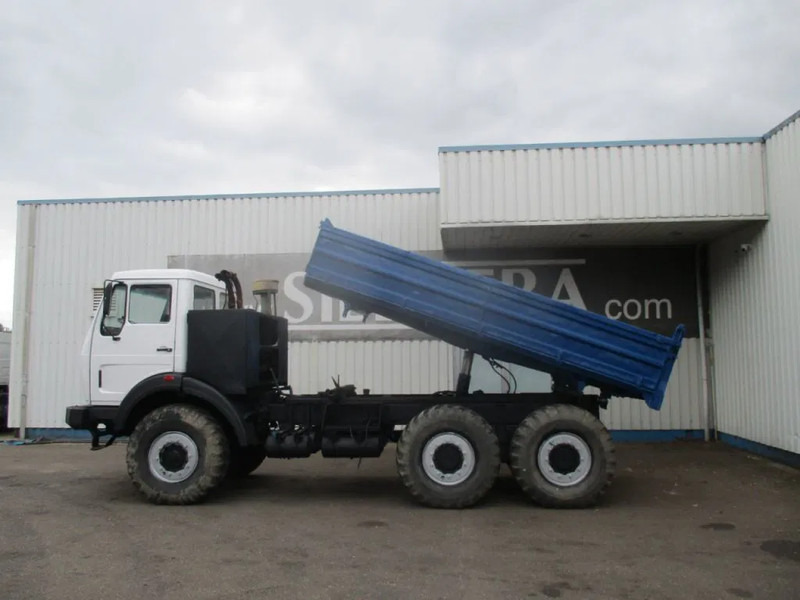 Mercedes-Benz FAP 2026 , V8 , 6X6 , ZF Manual , Spring Suspension , 3 way Tipper, Ex- - Camion basculantă: Foto 1 Mercedes-Benz FAP 2026 , V8 , 6X6 , ZF Manual , Spring Suspension , 3 way Tipper, Ex- - Camion basculantă: Foto 1