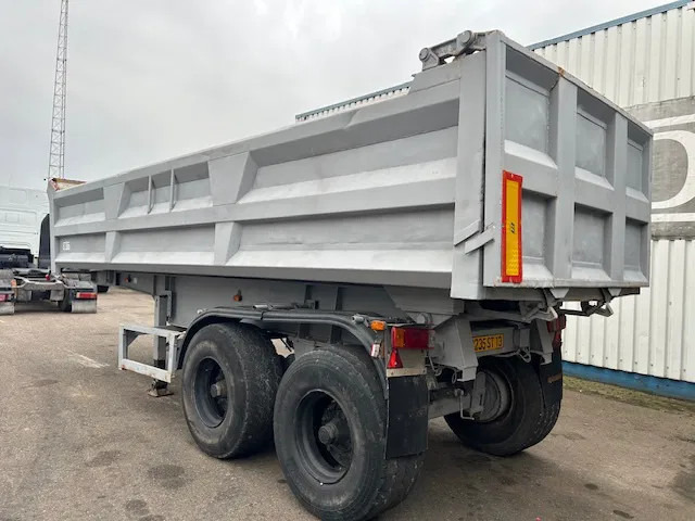 Trax 2 Axle Steel Tipper , Spring Suspension , Drum Brakes - Semiremorcă basculantă: Foto 5 Trax 2 Axle Steel Tipper , Spring Suspension , Drum Brakes - Semiremorcă basculantă: Foto 5