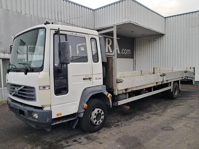 Volvo FL6-07 , Plateau / Car Transporter, Spring Suspension - Camion transport auto: Foto 1 Volvo FL6-07 , Plateau / Car Transporter, Spring Suspension - Camion transport auto: Foto 1