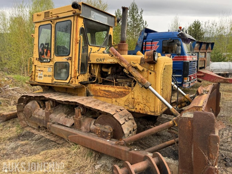1979 Cat D6D bulldoser - Echipamente de constructii: Foto 3 1979 Cat D6D bulldoser - Echipamente de constructii: Foto 3