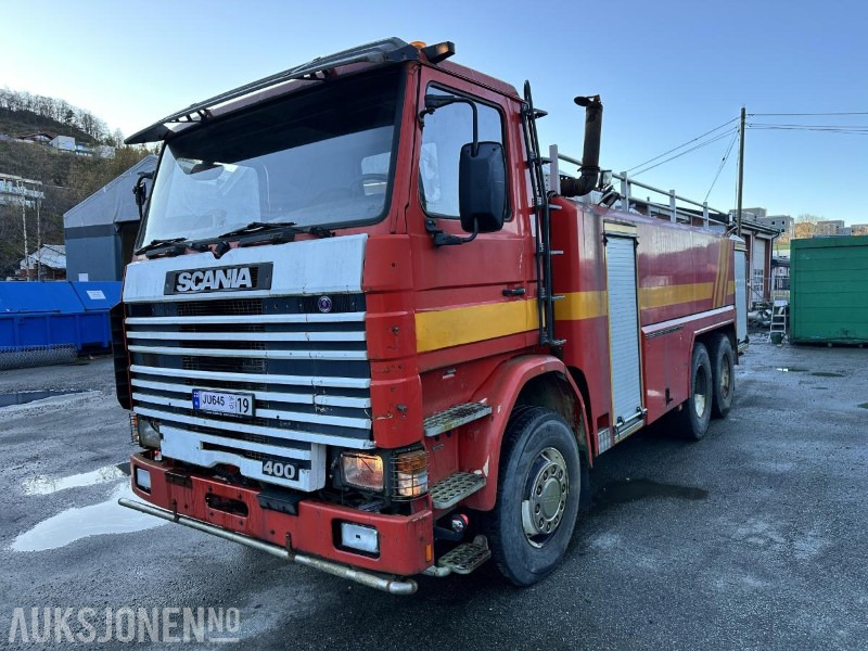 1992 Scania R 113ML - 400 6X2 Tankbil/Brannbil med vannkanon - Repobjekt, 553874km - Autospeciala de stins incendii: Foto 1 1992 Scania R 113ML - 400 6X2 Tankbil/Brannbil med vannkanon - Repobjekt, 553874km - Autospeciala de stins incendii: Foto 1