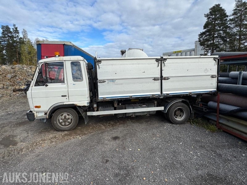 1993 Nissan Diesel planbil - Camion platformă: Foto 2 1993 Nissan Diesel planbil - Camion platformă: Foto 2