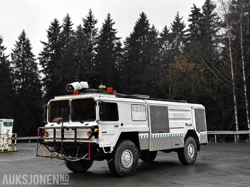 1994 MAN 16.422 FAFG med Rosenbauer NH30 påbygg – terrenggående brann-, renholds- og spylerbil - Autospeciala de stins incendii: Foto 1 1994 MAN 16.422 FAFG med Rosenbauer NH30 påbygg – terrenggående brann-, renholds- og spylerbil - Autospeciala de stins incendii: Foto 1