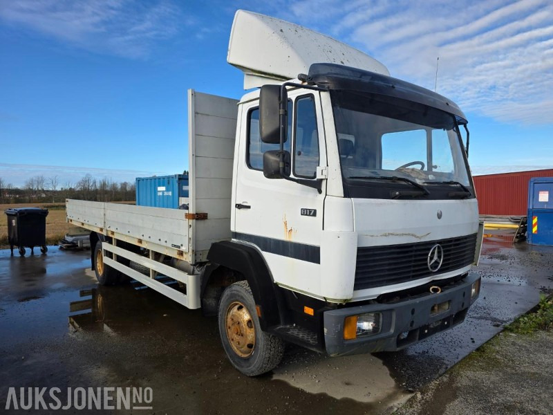 1994 Mercedes-Benz 817 M/ LASTEPLAN - Camion platformă: Foto 3 1994 Mercedes-Benz 817 M/ LASTEPLAN - Camion platformă: Foto 3