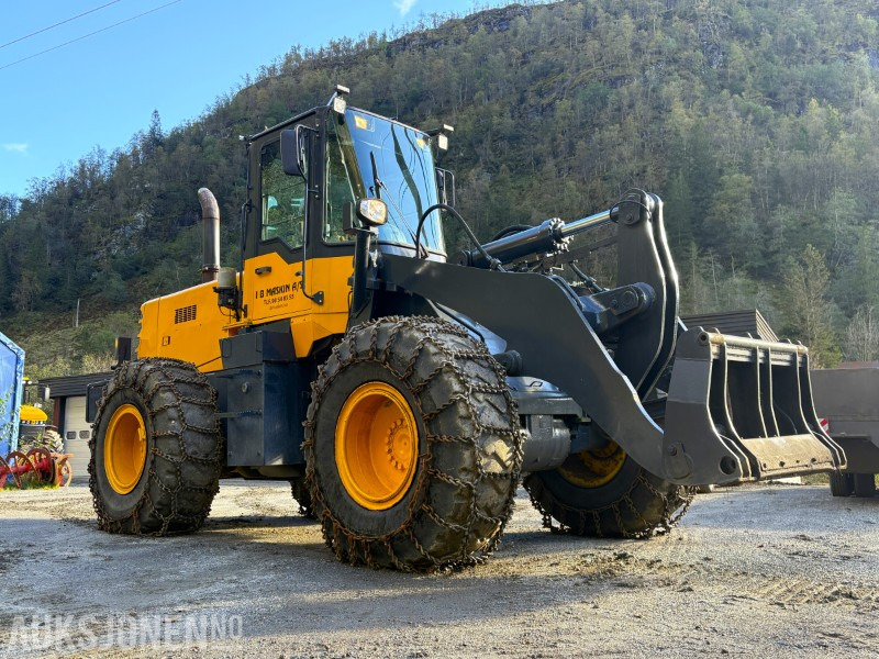 1998 Komatsu WA320-3H - KUN 9 248 timer! - Încărcător frontal pe pneuri: Foto 2 1998 Komatsu WA320-3H - KUN 9 248 timer! - Încărcător frontal pe pneuri: Foto 2