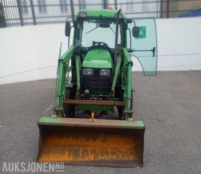 2000 John Deere JD4400 Frontlaster Skuffe Vikplog - Tractor agricol: Foto 2 2000 John Deere JD4400 Frontlaster Skuffe Vikplog - Tractor agricol: Foto 2