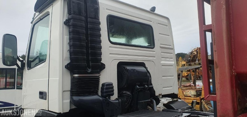 2000 Volvo FM-12 MED KASSE OG MASKINFLAK - Camion cu cârlig: Foto 5 2000 Volvo FM-12 MED KASSE OG MASKINFLAK - Camion cu cârlig: Foto 5