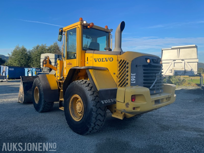 2003 Volvo L90E - Încărcător frontal pe pneuri: Foto 3 2003 Volvo L90E - Încărcător frontal pe pneuri: Foto 3